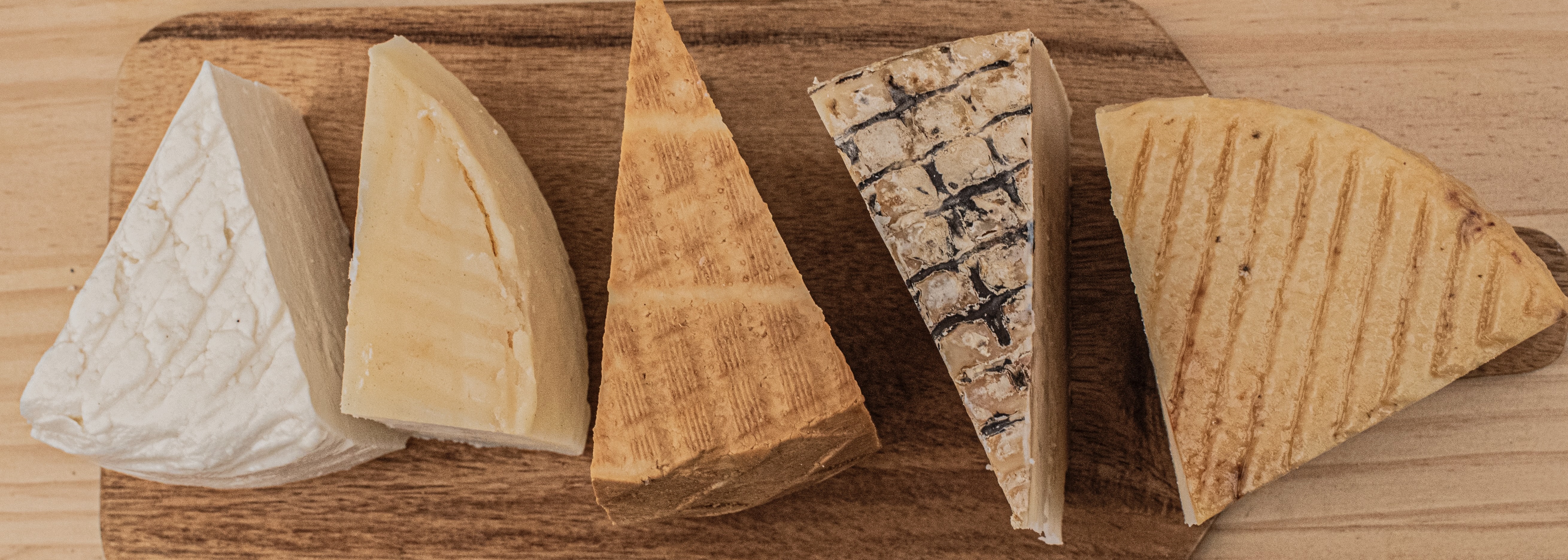 Cheeses from the Canary Islands: Peculiar and Irresistible 