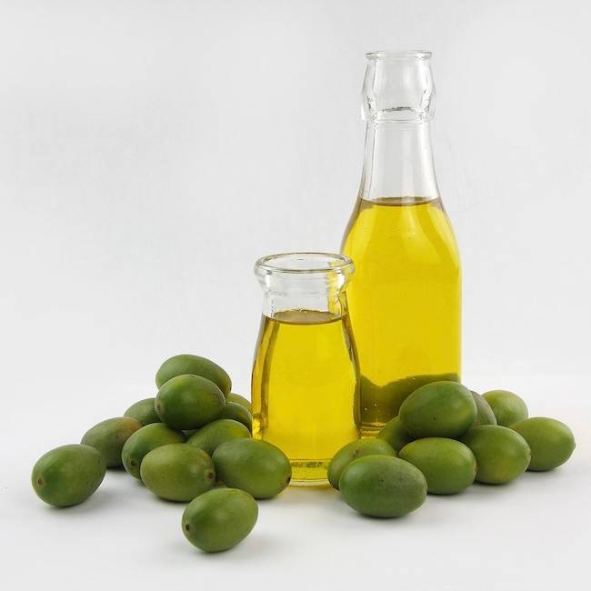 Serving Olive Oil