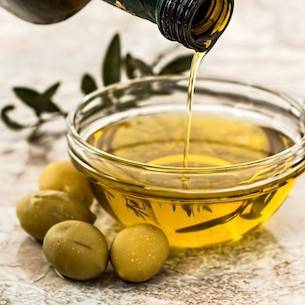 Serving Olive Oil