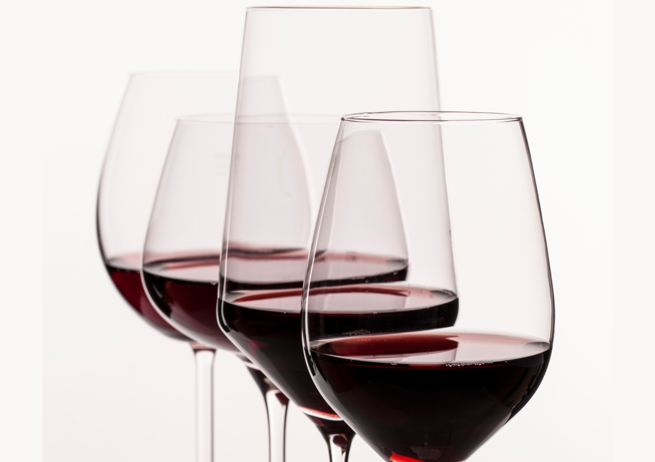 Bad-Bunnys-Spanish-Dining-Experience-Following-His-Iconic-Superbowl-Show-Vino-Tinto.png