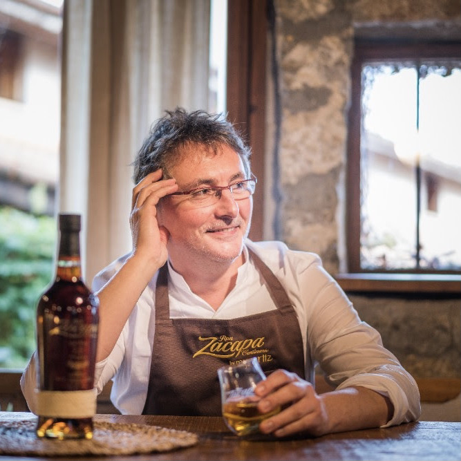 Spanish Chef Andoni Luis Aduriz Receives Prestigious Icon Award