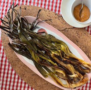 Calçots, the Grilled Delight of Catalan Gastronomy
