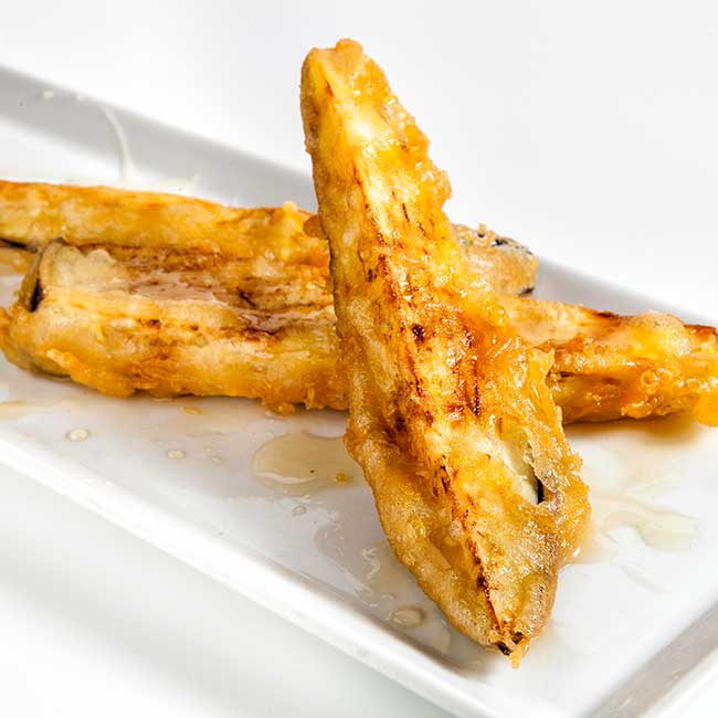 Fried eggplant with honey.  Photo by: Fernando Madariaga / @ICEX.  