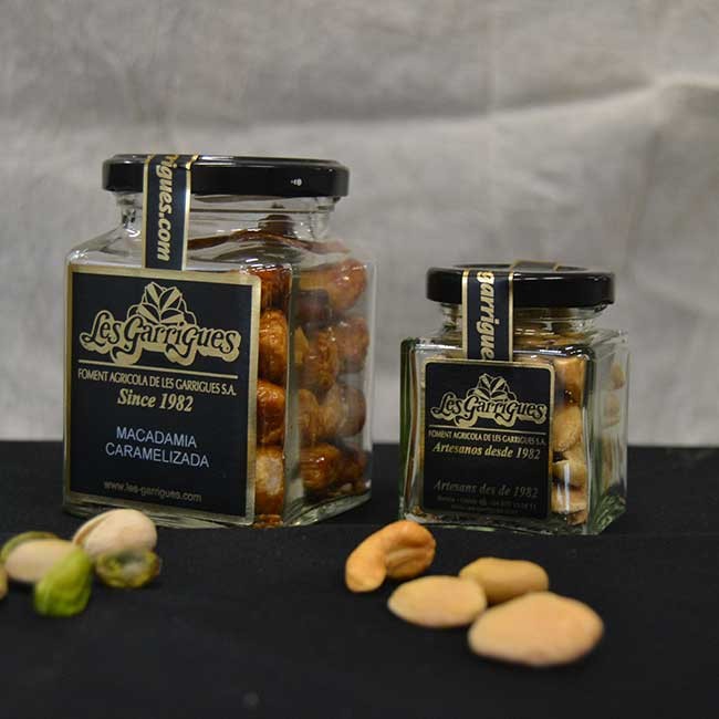 Spanish nuts by Les Garrigues company. Photo by: Les Garrigues. 