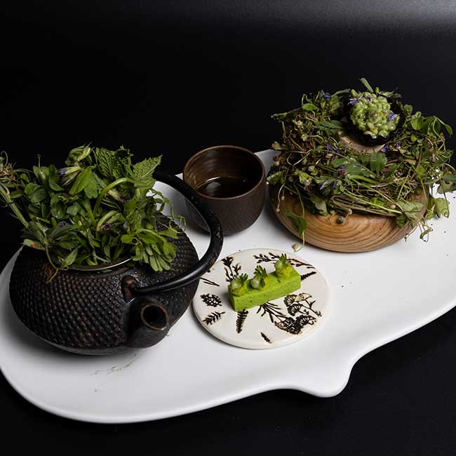 Madrid Fusion 2021: A dish by Eneko Atxa of Azurmendi