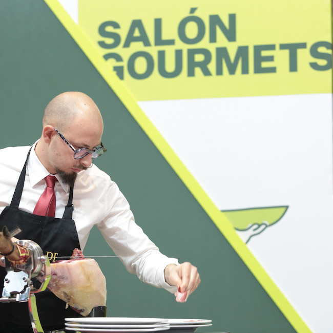 Ham Carver Contest at Salón Gourmets