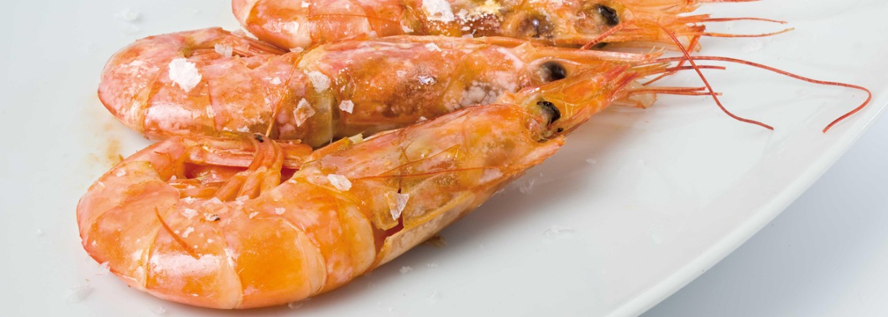 Spanish tapa recipe: Grilled shrimp. Photo by: Javier Peñas/©ICEX.