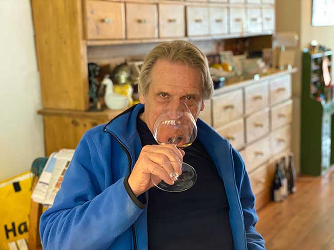Blind tasting. Wines from Galicia in the Netherlands. Ronald de Groot (editor-in-chief Perswijn). Photo: ICEX